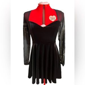 Blackmilk Med battlemange skater dress